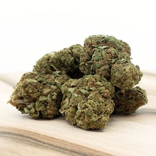 HerbadiBerna Greenhouse Bl�ten - Gorilla Glue Cherry Berry (CHF35.00/10g)