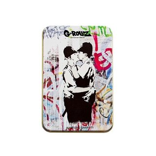 Banksy Kissing Coppers Dose 13.5cm x 8.5cm x 3cm